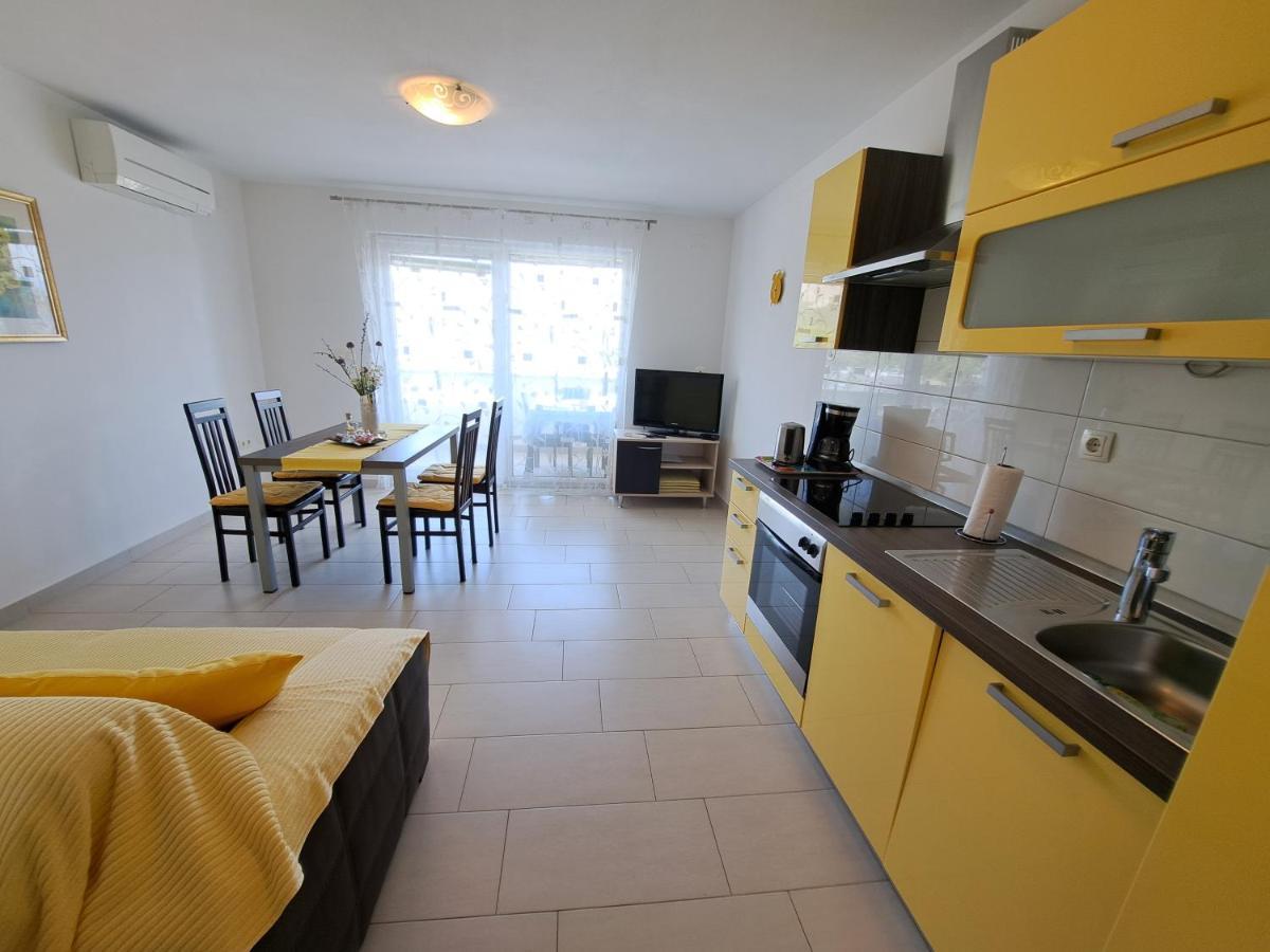 Apartments Fran I バスカ エクステリア 写真